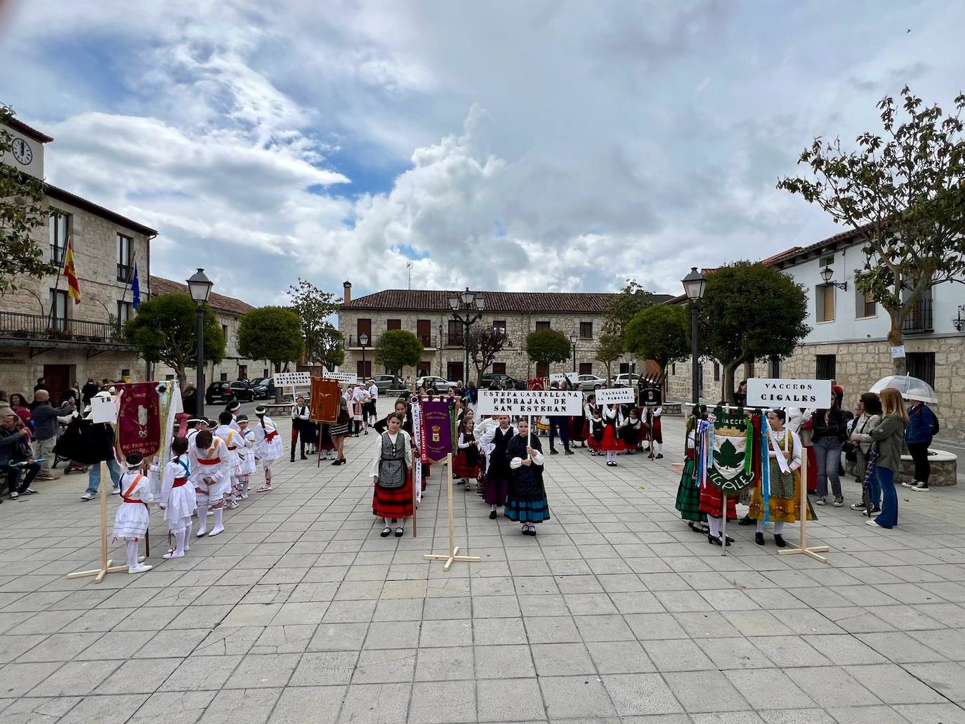 Villanubla acoge el IV Encuentro de Folclore Infantil