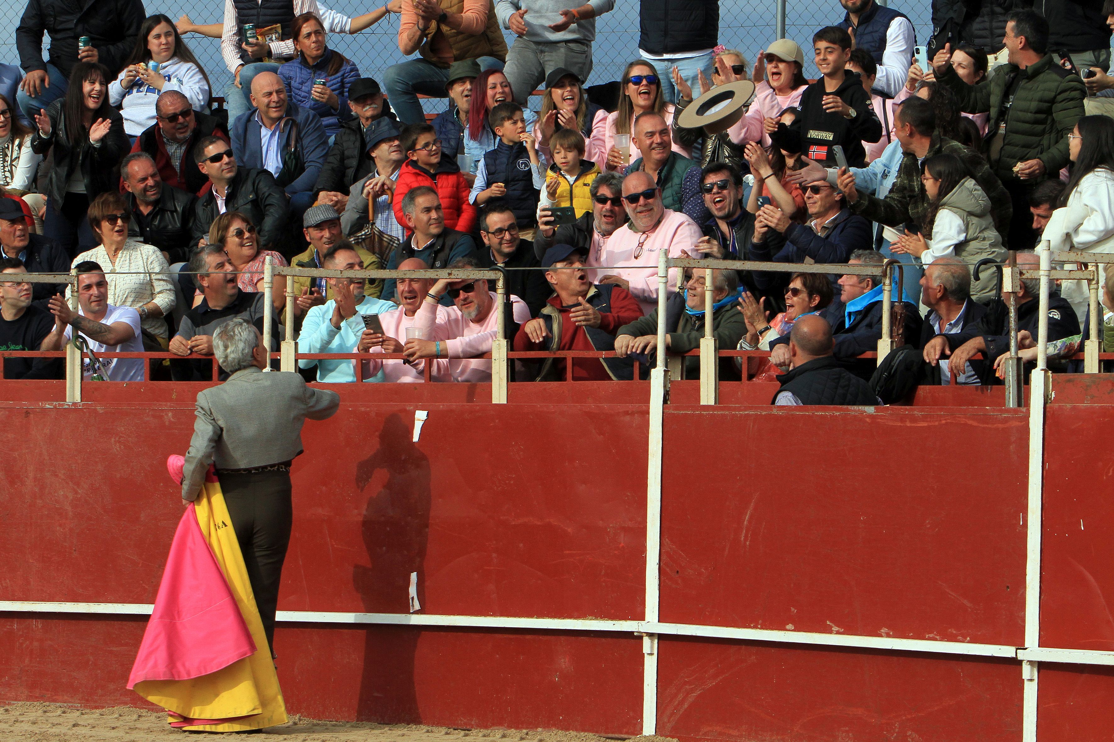 El festejo taurino de La Lastrilla con Ortega Cano, en imágenes