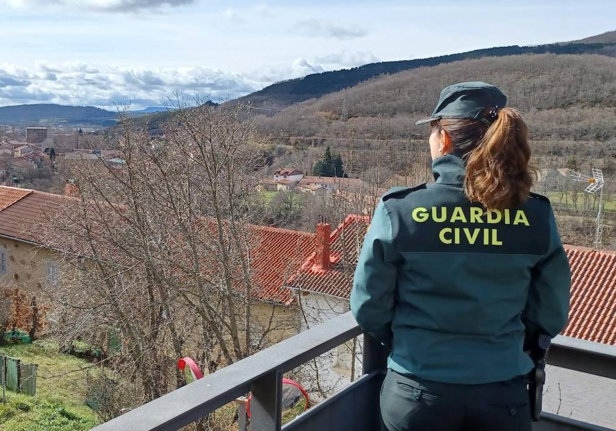 Imputan tentativa de homicidio al joven que hirió a su madre con un arma blanca