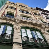 La casa modernista junto a la iglesia de la Vera Cruz