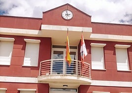 Nuevo reloj instalado en la Casa de Cultura de Herrera de Duero
