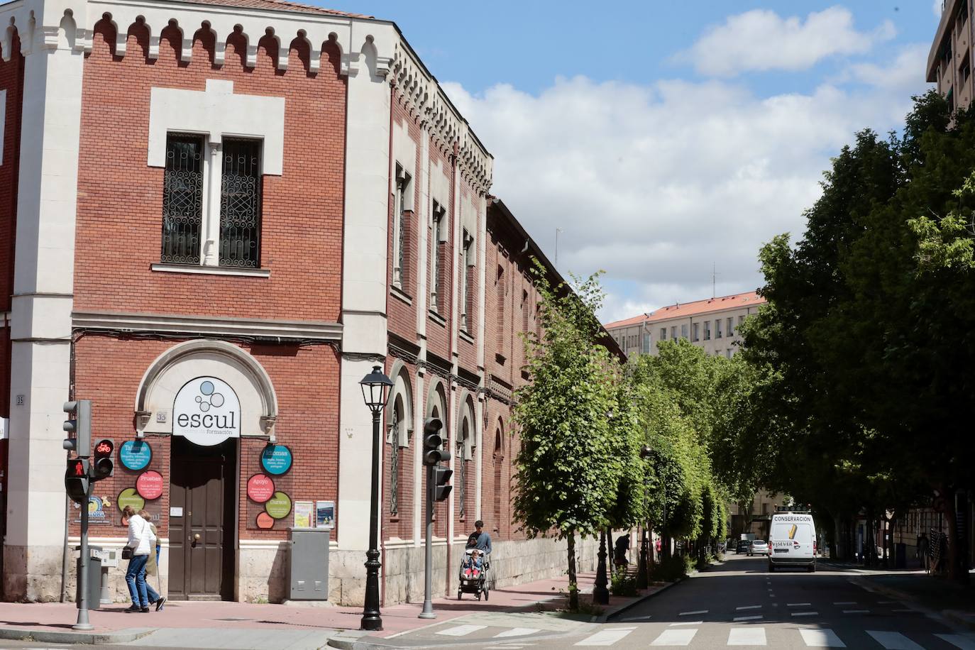 Un recorrido en imágenes por la calle Colón