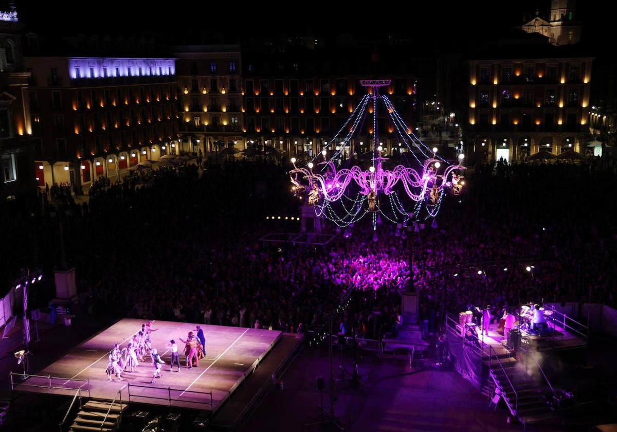 Las imágenes de la espectacular Cristal Palace en la Plaza Mayor