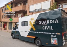 Imagen de la Guardia Civil que se trasladó a por las medicinas para el peregrino.