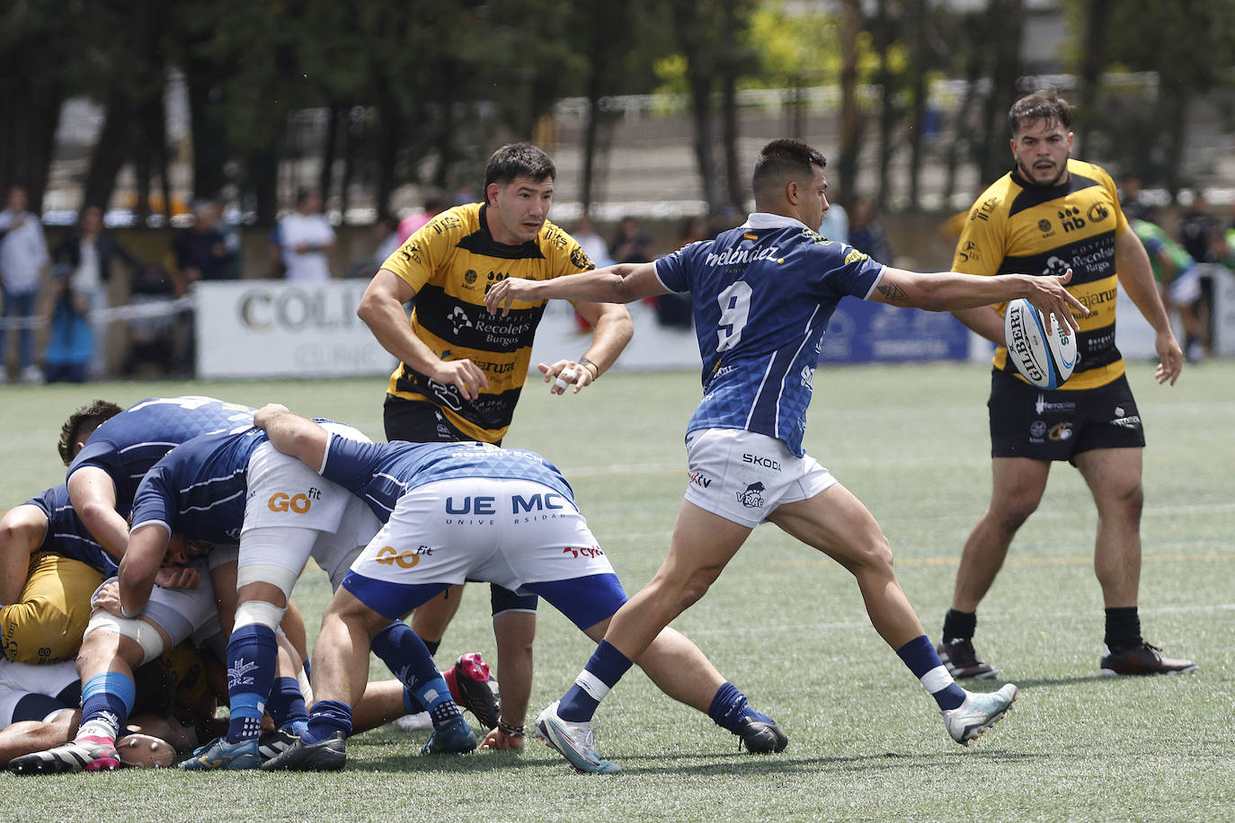 El partido entre el VRAC y Aparejadores en imágenes