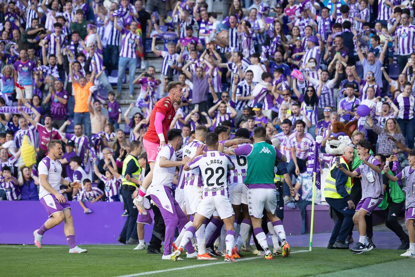 Fiesta sobre el césped de Zorrilla