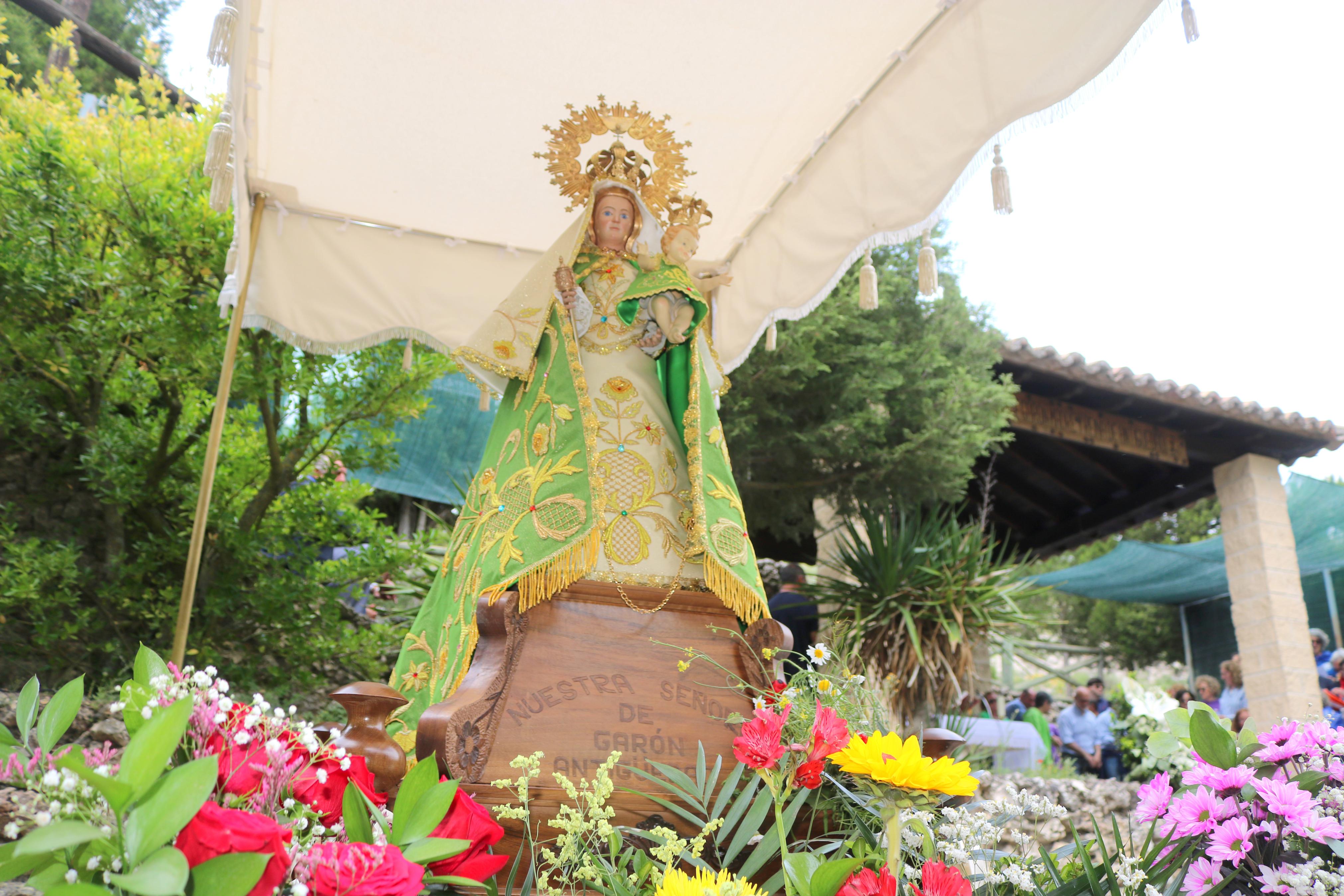 Antigüedad danza en honor a la Virgen de Garón