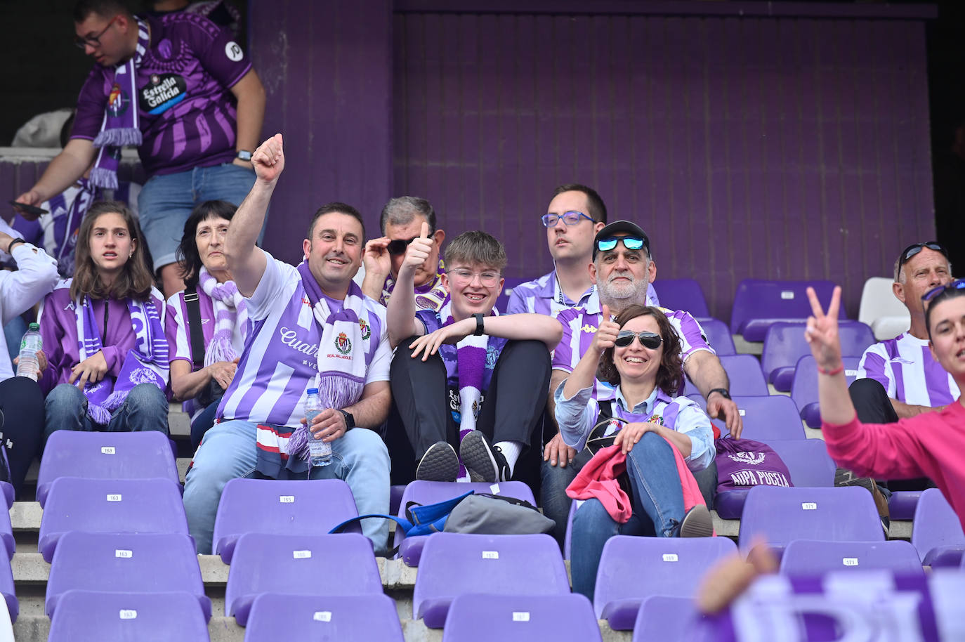 Búscate en la grada del Real Valladolid-Villarreal B (1/4)