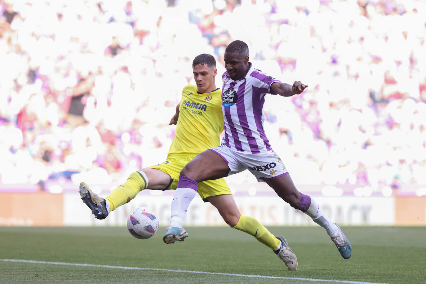 Todas las fotos del Real Valladolid - Villarreal B