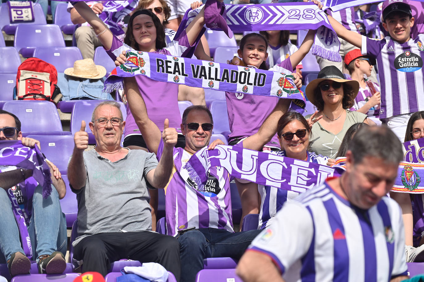 Búscate en la grada del Real Valladolid-Villarreal B (4/4)