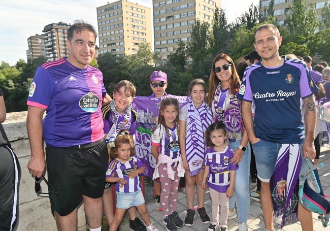 Roberto, Alvar, Violeta, Mauro, Cristina, Naia, Ana, Cristina y Jorge.