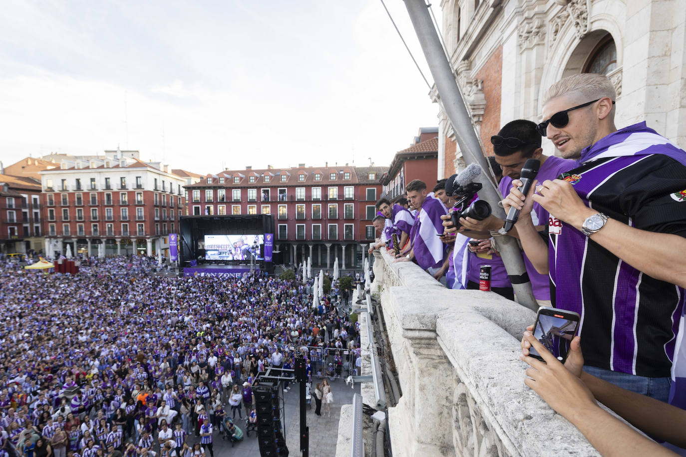 Las imágenes del Real Valladolid en el ayuntamiento