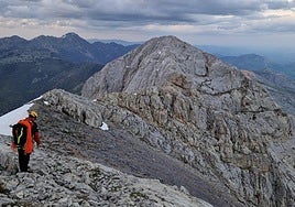 Rescate de un montañero desaparecido en el pico Espigüete.