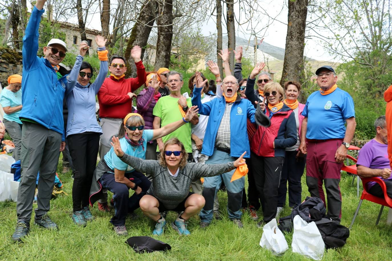 Los clubes de montaña de Palencia se unen en Cardaño de Abajo