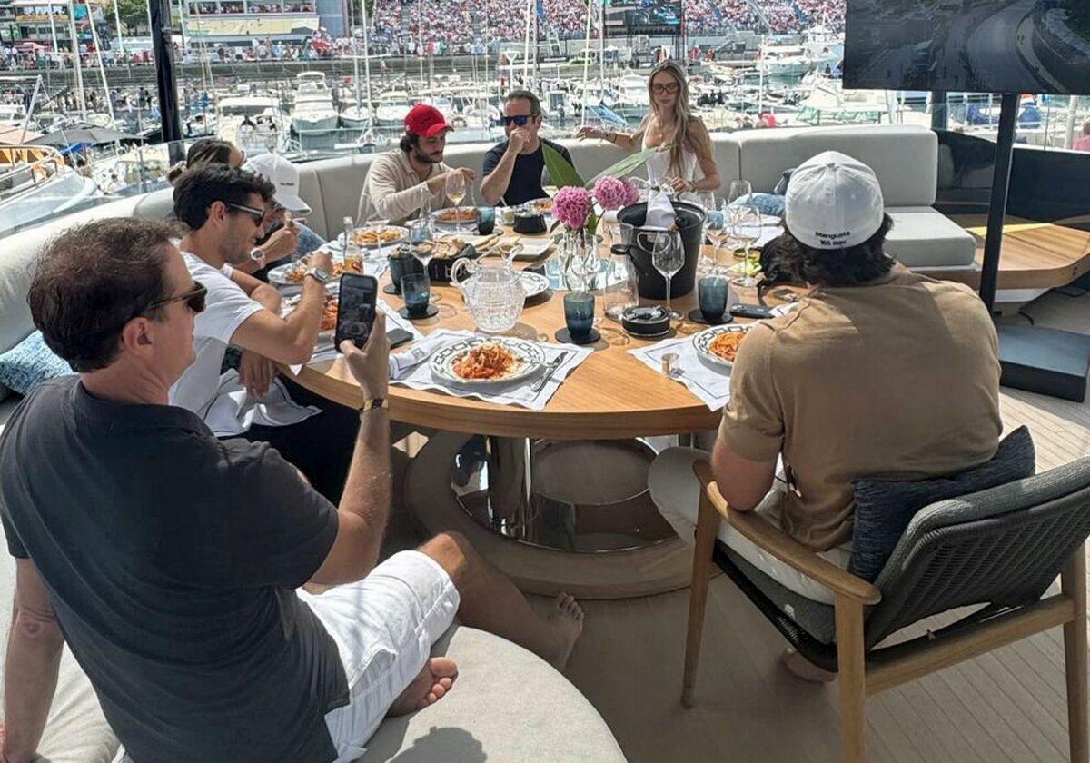Garance Authié en uno de los stories de Fedez desde Mónaco.