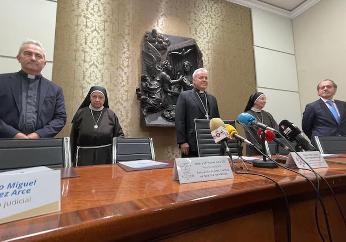 Gómez Arce, sor María Javier, Mario Iceta, sor Carmen Ruiz y Rodrigo Saiz.