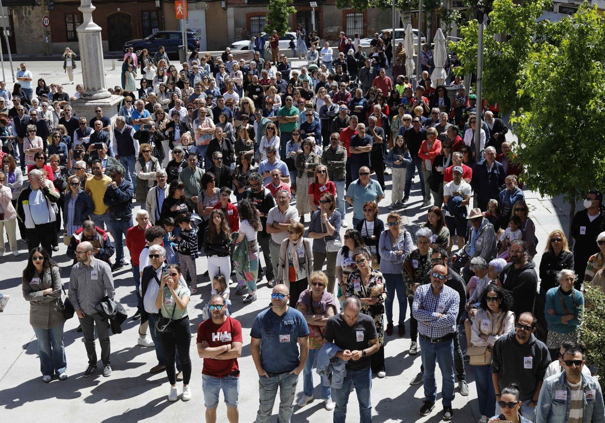 Asistentes a la concentración contra el cierre de Nanta celebra en Tudela.