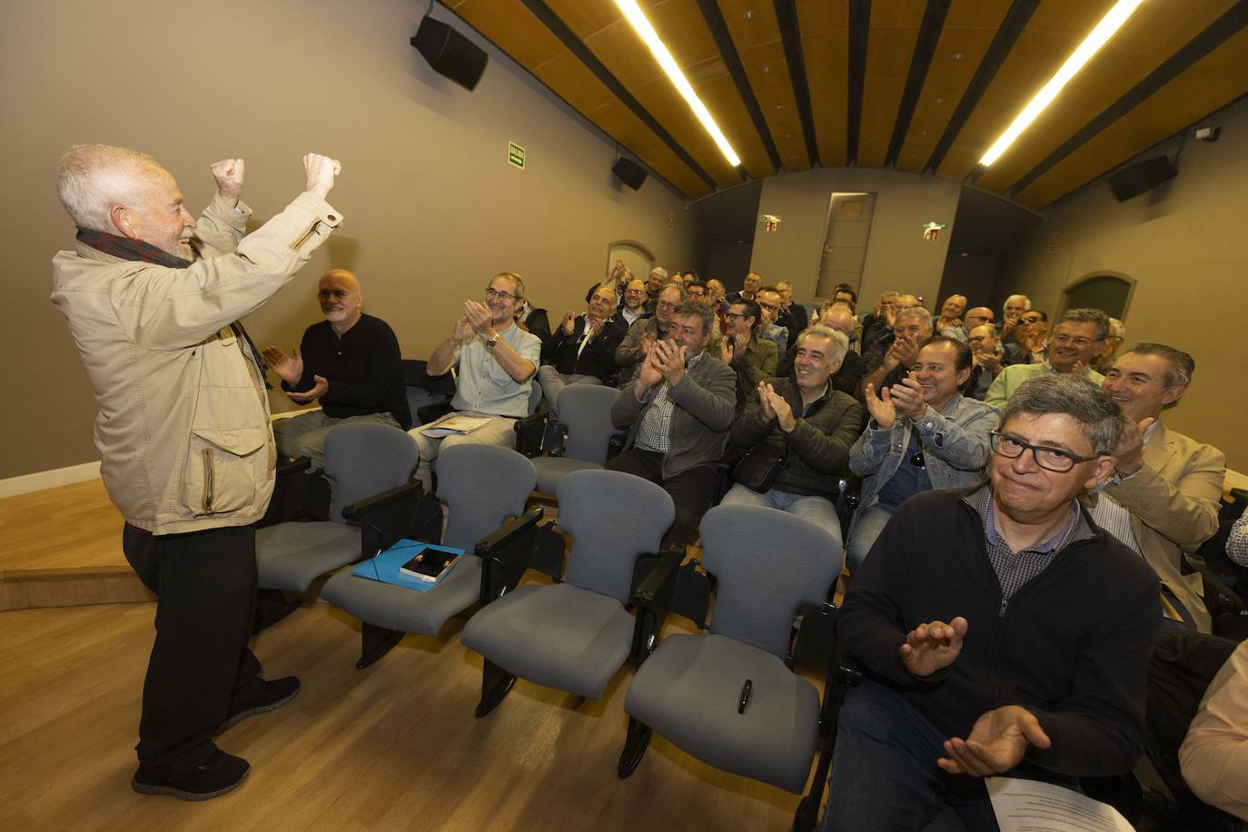 Homenaje a Ángel Cerrato Álvarez, profesor del CCV Maristas