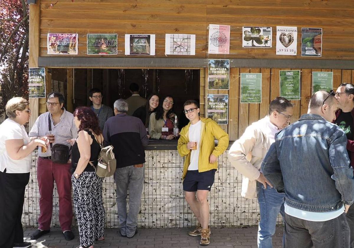 Varios de los participantes en la fiesta campera organizada este fin de semana en San Juan de Dios.