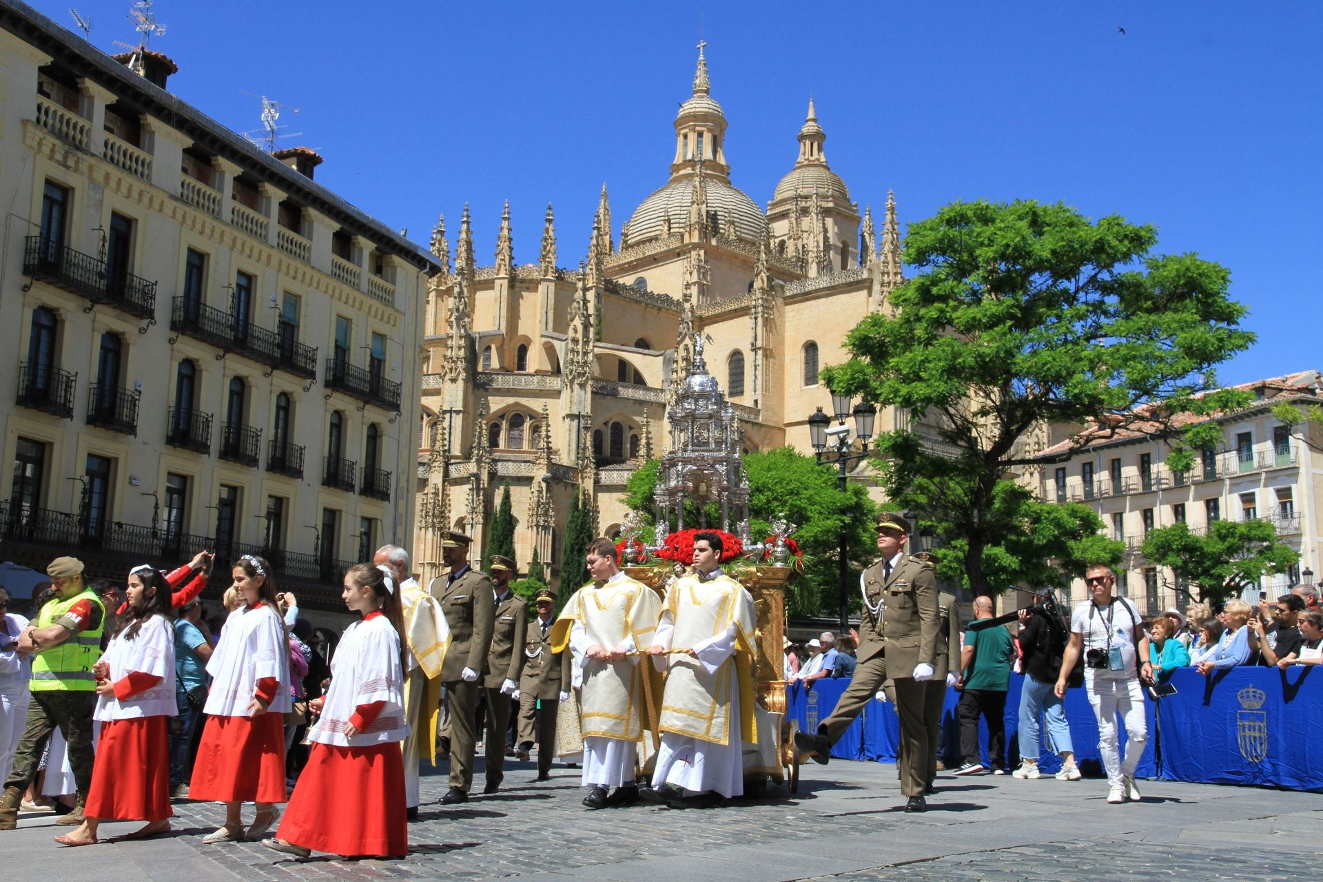 La procesión del Corpus Christi de Segovia, en imágenes