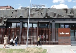 Fachada de la sede de Intrum en la calle Rastrojo de Valladolid.