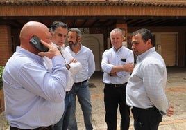 Dirigentes de Asaja, antes de la asamblea en Palencia.