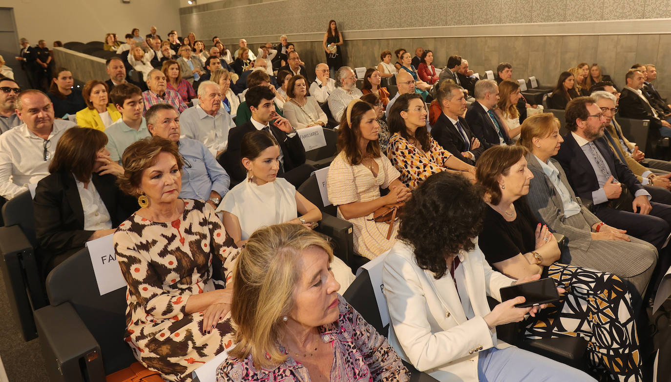 Jura y reconocimiento a los abogados de Palencia