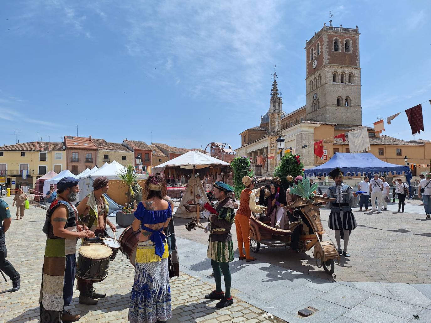 El Mercado Comarcal y Feria Agroalimentaria de Villalón, en imágenes