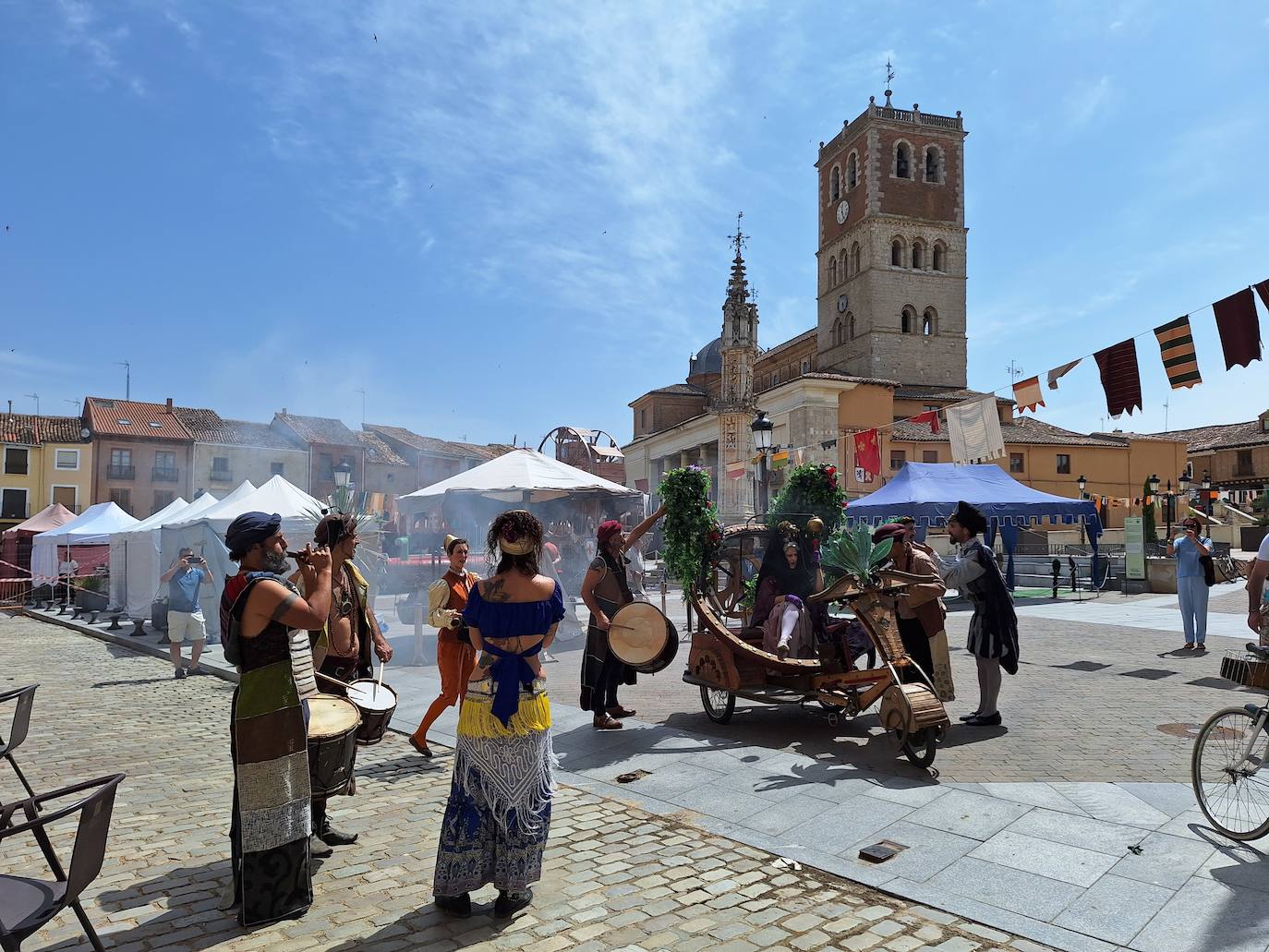 El Mercado Comarcal y Feria Agroalimentaria de Villalón, en imágenes