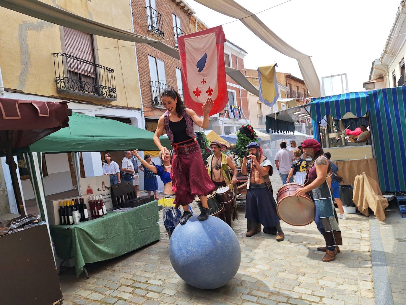 El Mercado Comarcal y Feria Agroalimentaria de Villalón, en imágenes