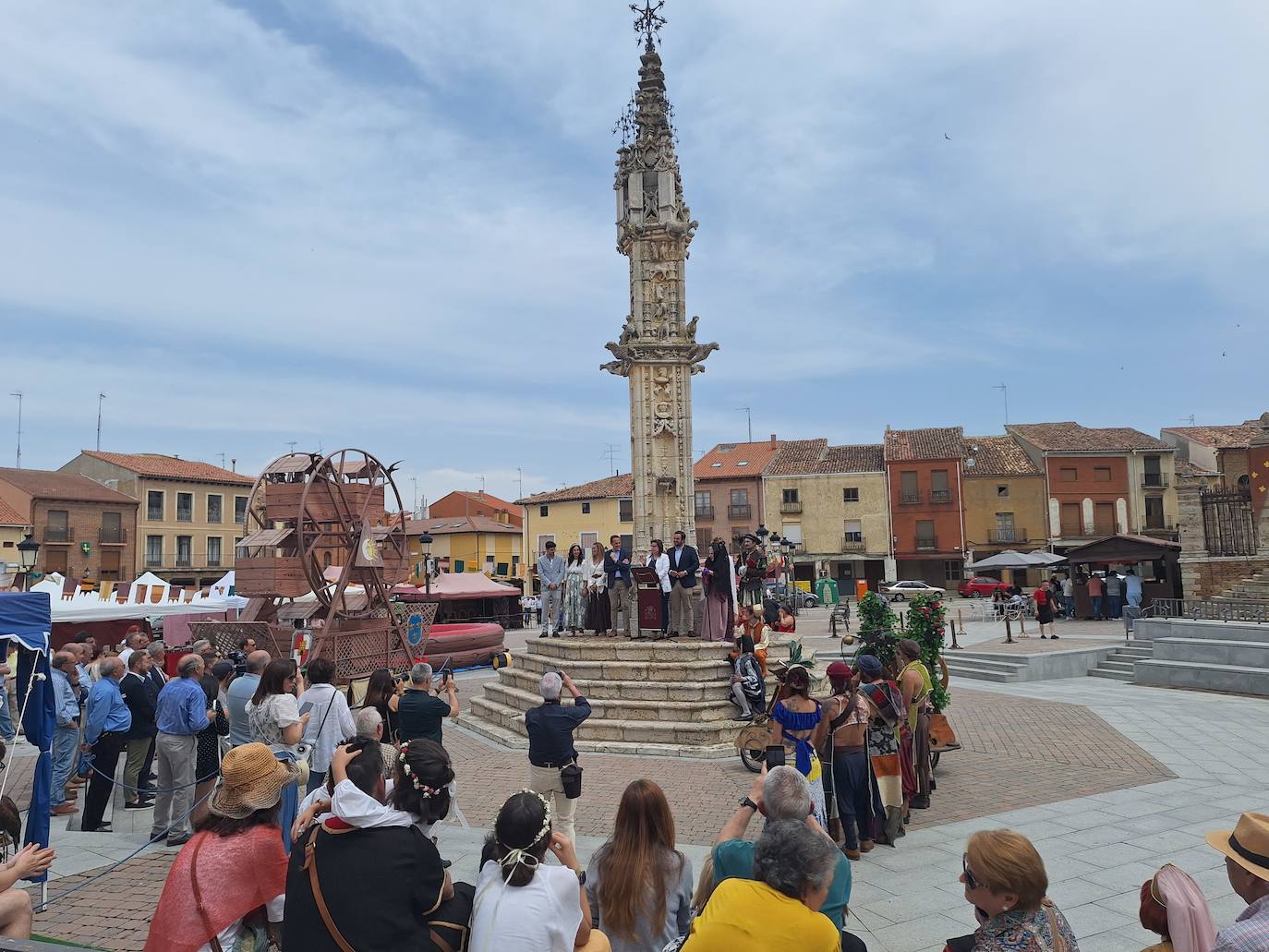 El Mercado Comarcal y Feria Agroalimentaria de Villalón, en imágenes