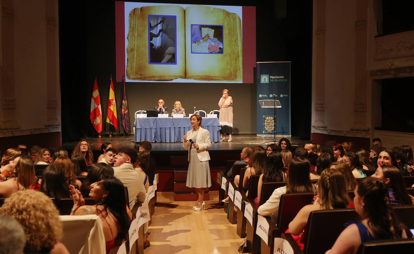 Una nueva promoción de enfermeros de la Escuela de Palencia