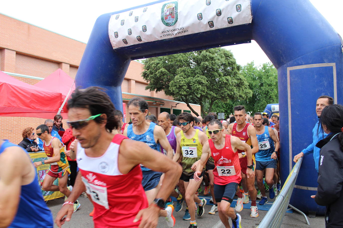La X Carrera del Espárrago de Tudela, en imágenes