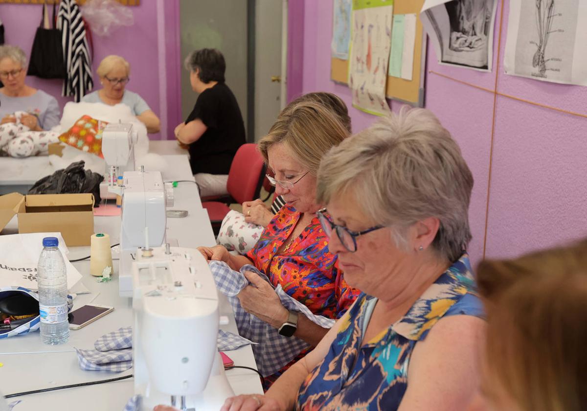 Cojines para las mujeres con cáncer de mama en Palencia