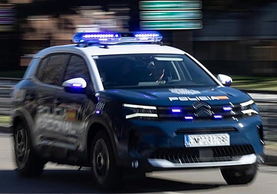 Una patrulla de la Policía Nacional en Valladolid.