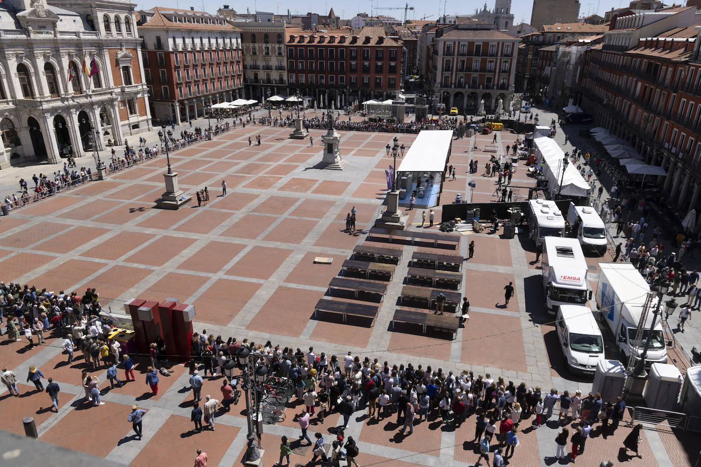 La Plaza Mayor de Valladolid, vallada para la ocasión.