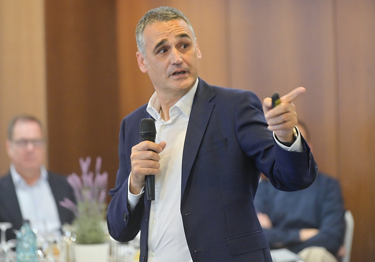 Josu Ugarte, durante su intervención.