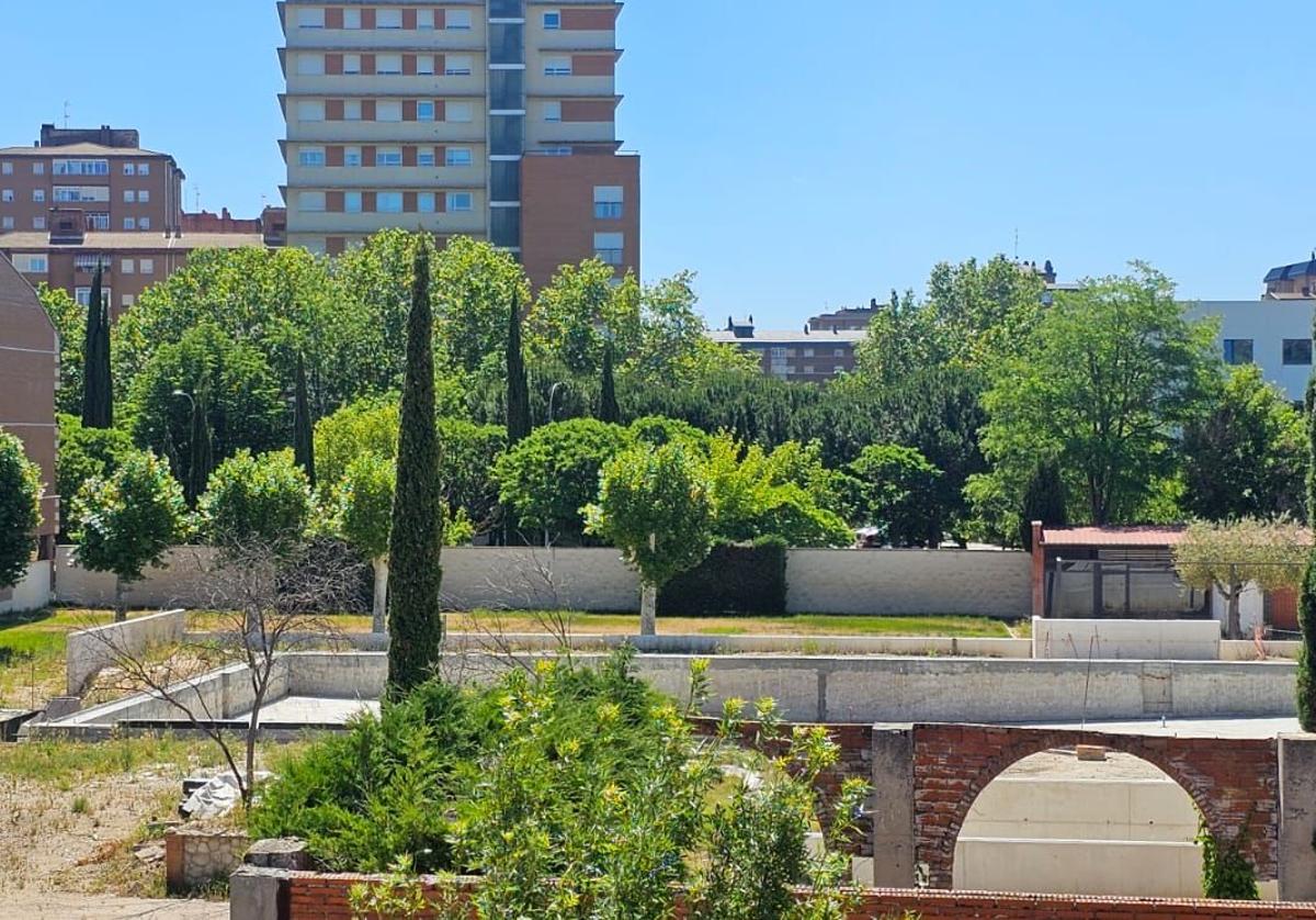 Estado actual de la piscina de Riosol.