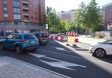 Las obras de la red de calor colapsan el acceso a Parquesol por el sur