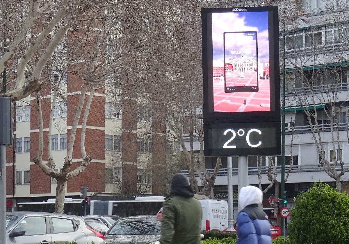 Imagen de archivo de un termómetro en Valladolid capital.