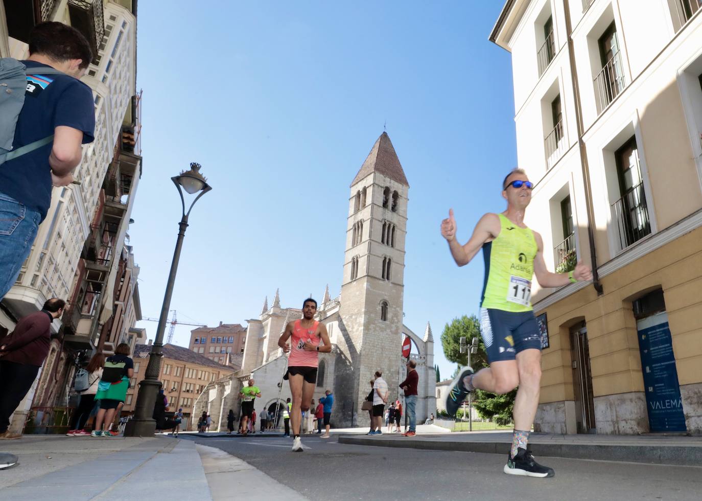 Las fotografías que deja la Carrera de la Antigua por el centro de Valladolid