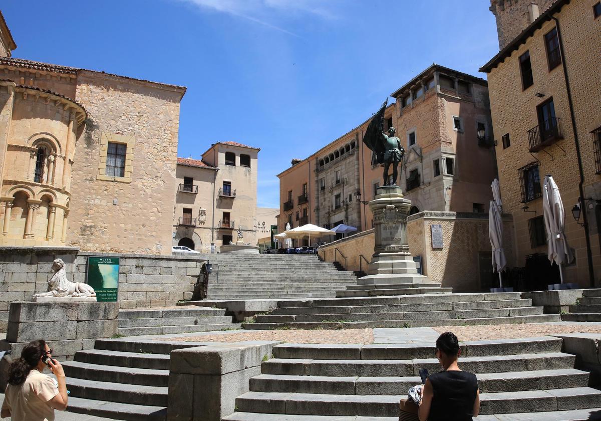 Plazas de Medina del Campo y de San Martín.