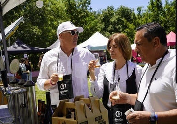 Más de 1.500 personas disfrutan de la feria de la cerveza artesana