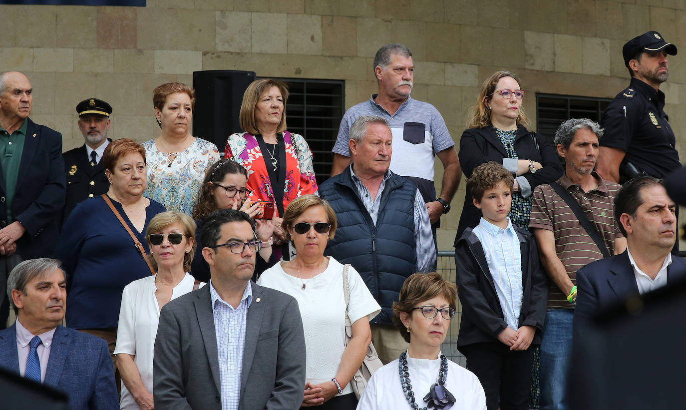 Fotografías del homenaje en Segovia a los policías víctimas del terrorismo