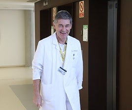 El doctor Eiros Bouza, en el Centro Nacional de Gripe.