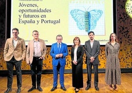 Alejandro Godino, Joan M. Verd, Juan Ramón Fuertes, Lígia Ferro, Pedro Abrantes y Arantxa Ribot.