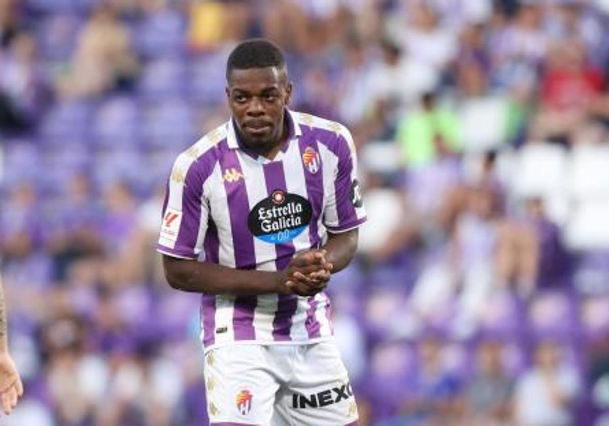 Iván Cédric, durante un partido con el Real Valladolid.