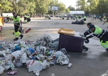 La noche San Juan deja un manto de 13 toneladas de basura e incidentes menores