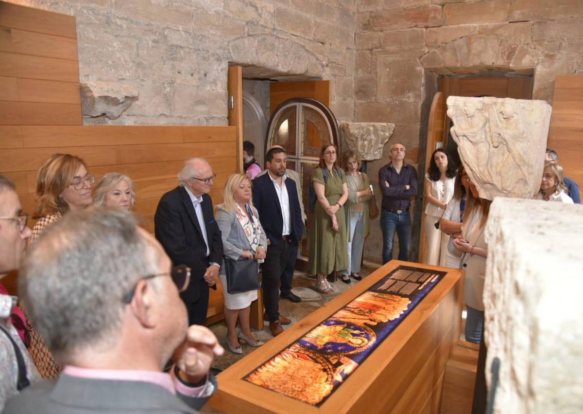 Imagen secundaria 1 - Visita de los representantes del departamento galo a Frómista y a Santa María la Real. 