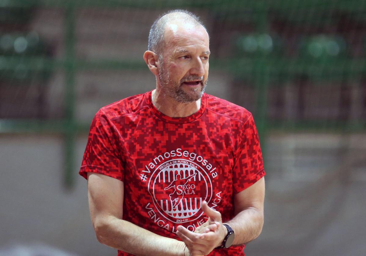 Agustín Pérez, entrenador del Segosala Naturpellet.